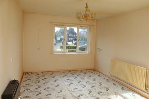 2 bedroom semi-detached bungalow for sale, Thornbridge Grove, Walsall Wood