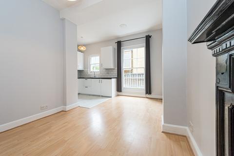 2 bedroom flat to rent, Cosway Street, London NW1