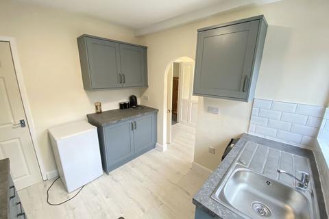 19 Ashworth Close, Royton, Oldham, OL2 6ED