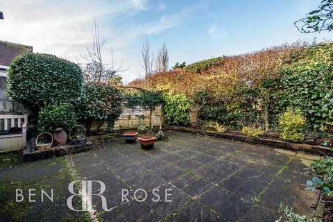 2 Burwood Drive, Ribbleton, Preston, PR2 6YR