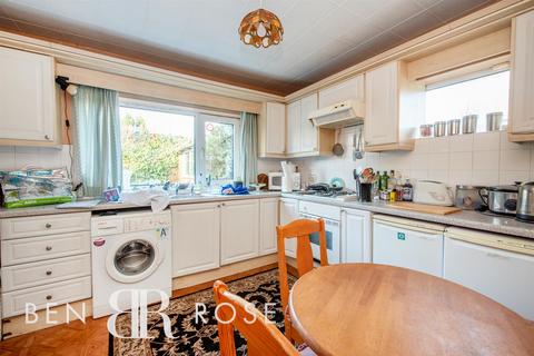 2 Burwood Drive, Ribbleton, Preston, PR2 6YR