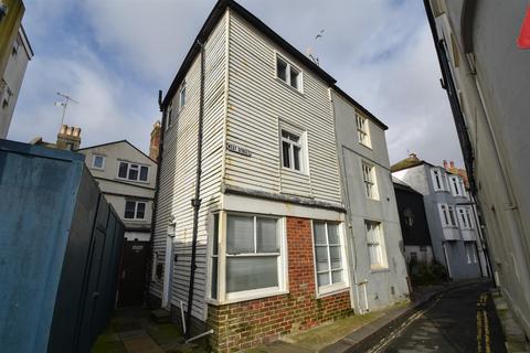 1 bedroom semi-detached house for sale, West Street, Hastings