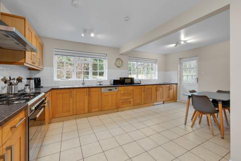 5 bedroom detached house for sale, Marrowells, Weybridge, Surrey, KT13