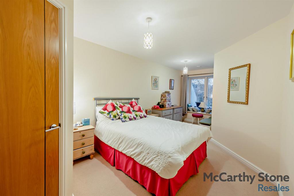 Double Bedroom