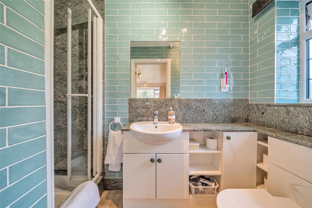 Master Ensuite