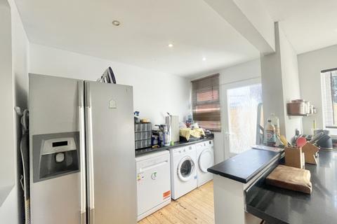10 Cecil Road, Exeter, EX2 9AQ