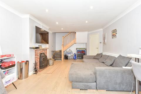 4 bedroom chalet for sale, Highcroft Crescent, Bognor Regis PO22