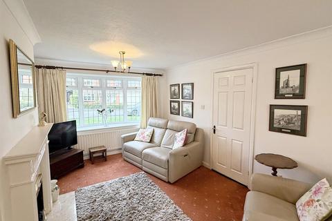 3 bedroom detached house for sale, Bradgate Drive, Four Oaks, Sutton Coldfield