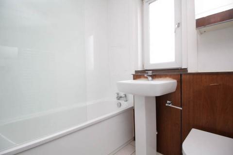 17 Bradan Avenue, Glasgow, G13 4HY