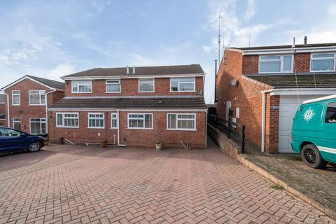 3 bedroom semi-detached house for sale, Bishops Avenue, Worcester WR3