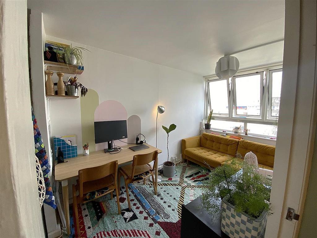 Reception, Arthur Court, Eden Harper SW11