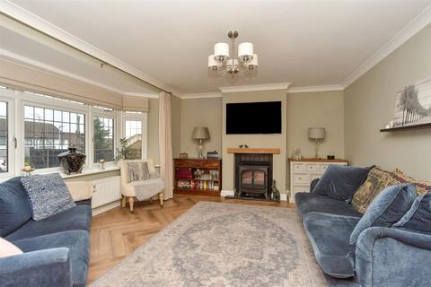 4 bedroom detached house for sale, Rolvenden Road, Wainscott, Rochester, Kent