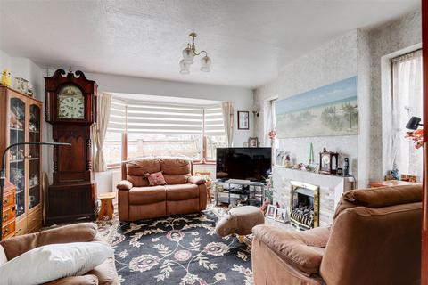 3 bedroom detached house for sale, Welham Crescent, Arnold NG5