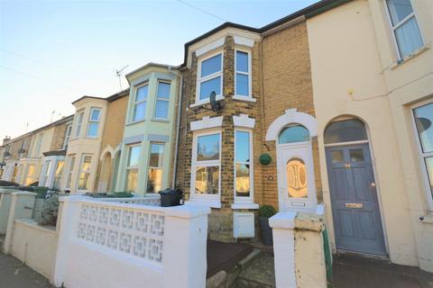 3 bedroom terraced house for sale, Pelham Road, Cowes