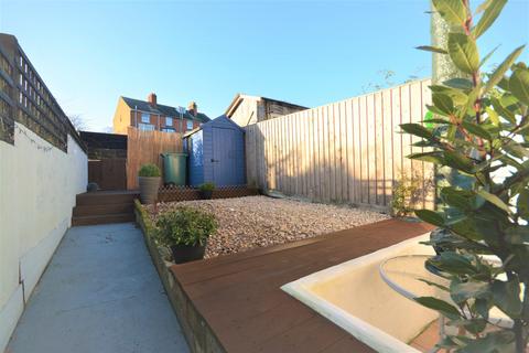 3 bedroom terraced house for sale, Pelham Road, Cowes