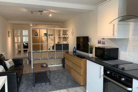 Studio to rent, Parkstone Heights, Lower Parkstone