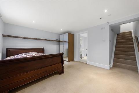 3a Ackmar Road, London, SW6 4UP