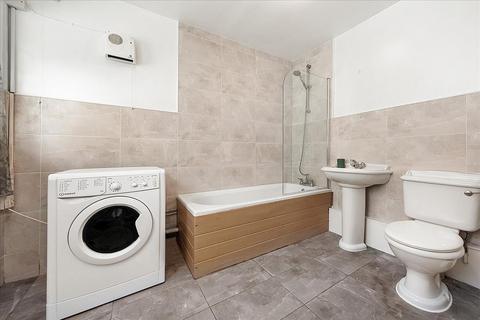 3a Ackmar Road, London, SW6 4UP