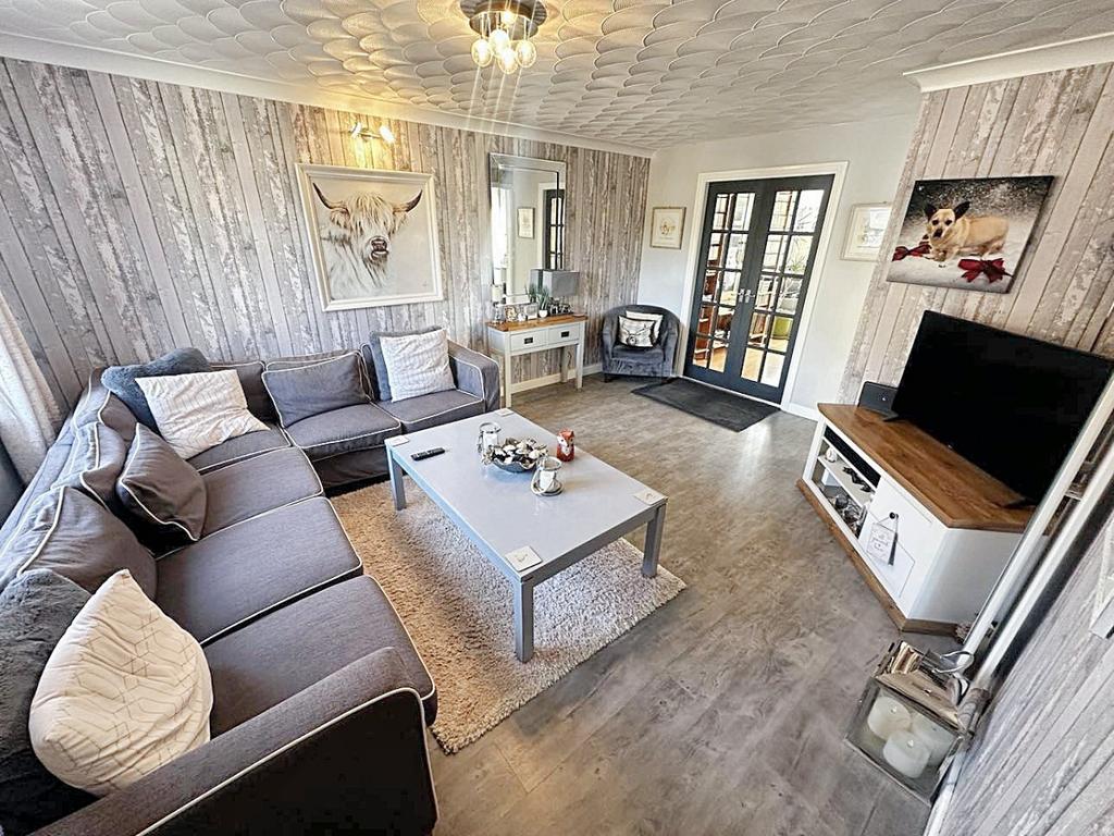 2 Maplebank
