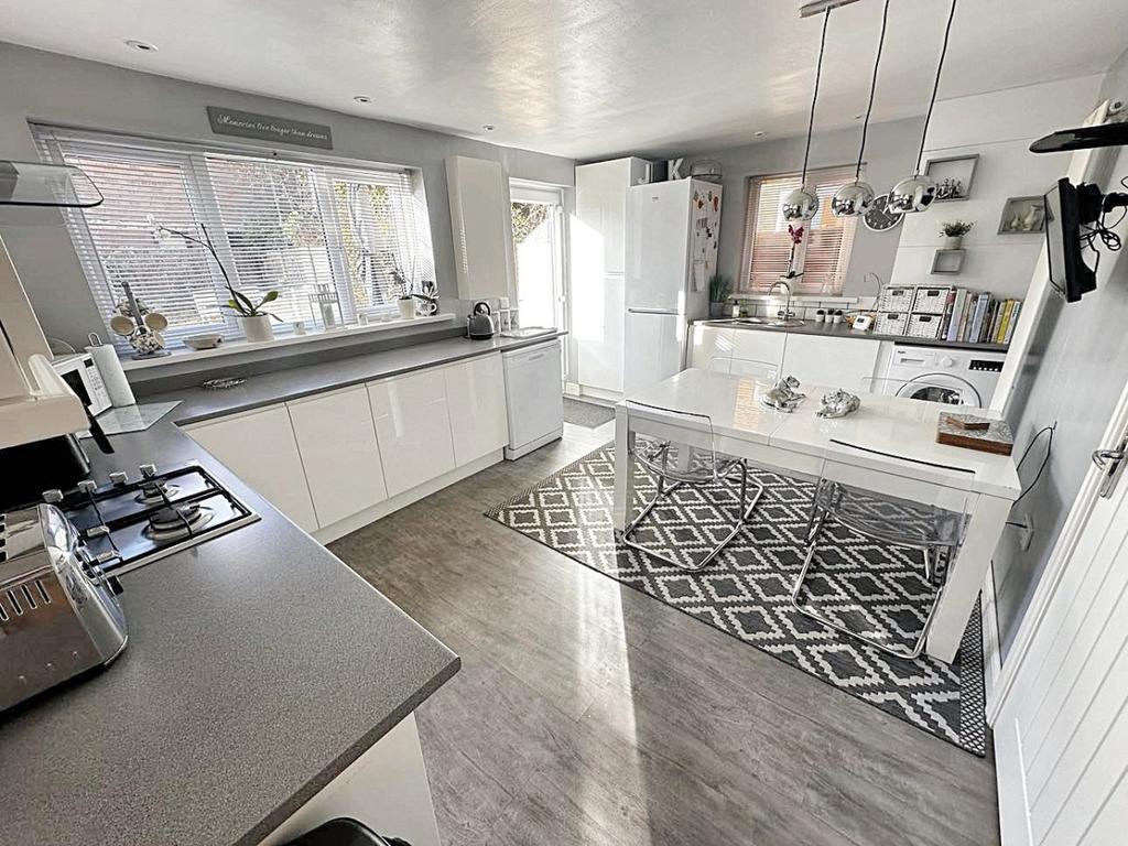 2 Maplebank