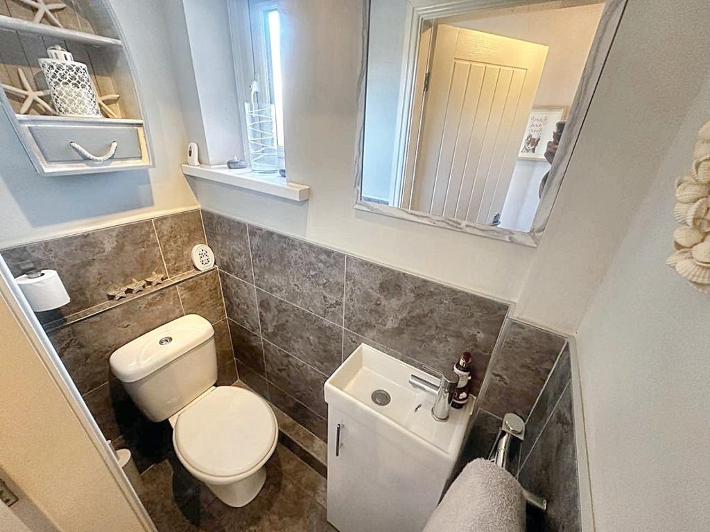 2 Maplebank