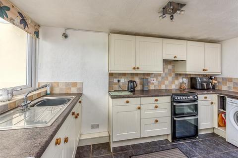 1 Hawkswell Avenue, Wombourne, Wolverhampton, WV5 0HL