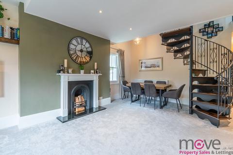 2 bedroom flat for sale, Albert Road, Cheltenham GL52