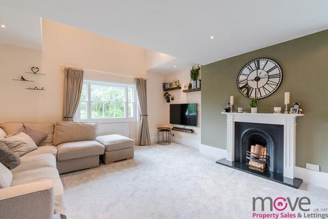 2 bedroom flat for sale, Albert Road, Cheltenham GL52