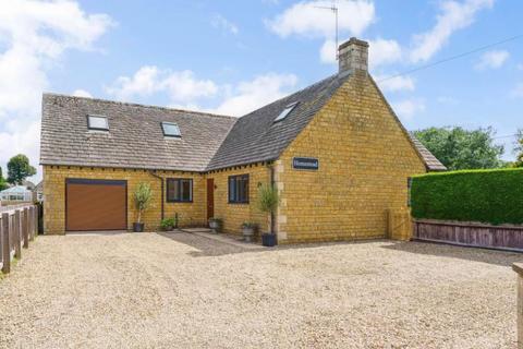 5 bedroom country house to rent, Rye Close, Bourton-On-The-Water GL54