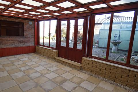 18 Draycott Drive, Cheadle, Stoke-on-trent, ST10 1NH