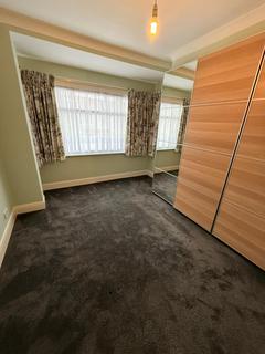 3 bedroom terraced house to rent, Staines Road,Ilford, IG1