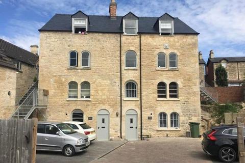 2 bedroom duplex to rent, Westward Road, Stroud GL5