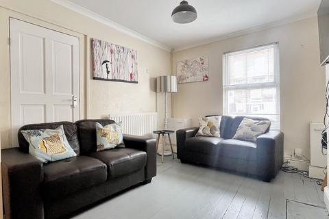 4 bedroom terraced house to rent, Worcester Street, Gloucester GL1