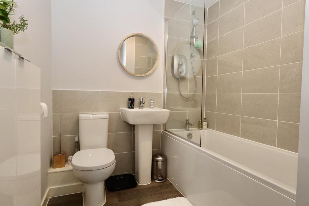 Family bathroom