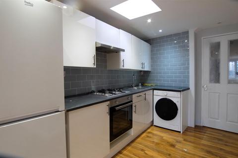 2 bedroom apartment for sale, Edgware Road, W2