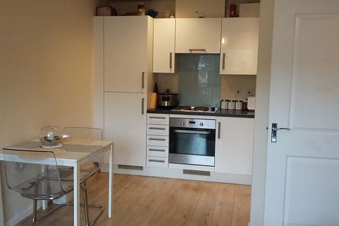 1 bedroom flat to rent, Heol Gruffydd, Pontypridd