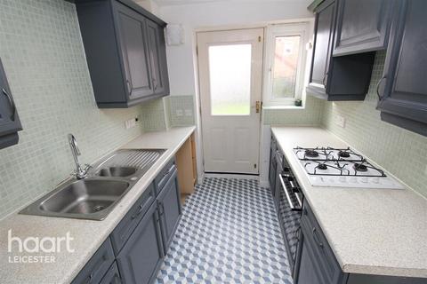 3 bedroom detached house to rent, Darien Way, Leicester