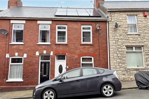 3 bedroom terraced house for sale, Phyllis Street, Barry, CF62