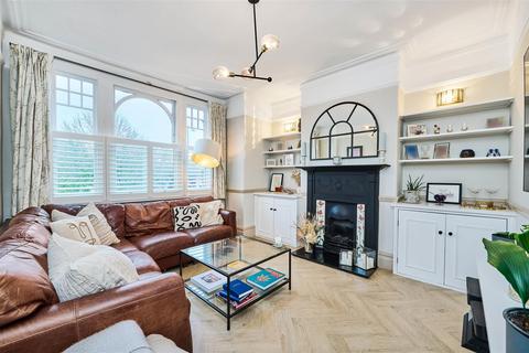 3 bedroom flat for sale, Lower Richmond Road, East Sheen, SW14