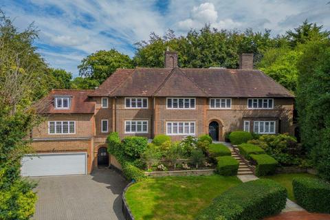 6 bedroom detached house for sale, Spaniards Close, Hampstead Garden Suburb, London, NW11