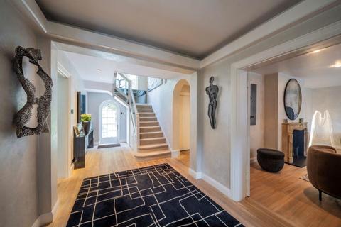 6 bedroom detached house for sale, Spaniards Close, Hampstead Garden Suburb, London, NW11