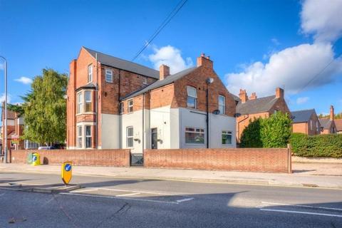 2 bedroom flat for sale, Musters Road, West Bridgford, Nottingham, Nottinghamshire, NG2