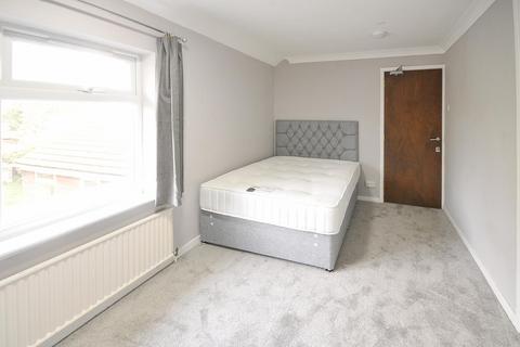 1 bedroom detached house to rent, Room 6, 86 Arbury Road