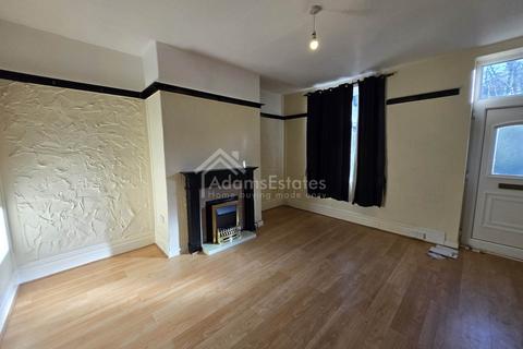 2 bedroom terraced house to rent, Lees Hall Road, Dewsbury