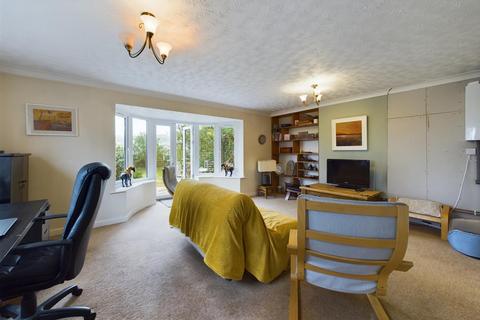 2 bedroom detached house for sale, Beach Road, Cromer