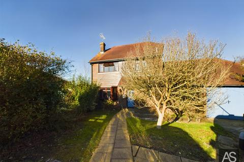 East Sussex, Staplecross, TN32