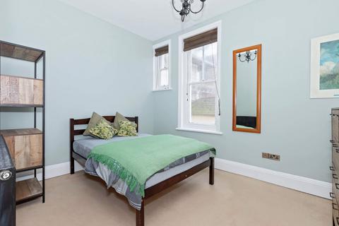 2 bedroom flat for sale, Adelaide Mansions, Hove, East Sussex