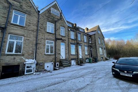 2 bedroom terraced house to rent, Broomhill Terrace, Off Warwick Road Batley