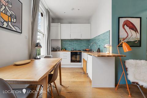 227c Amhurst Road, London, E8 2BS