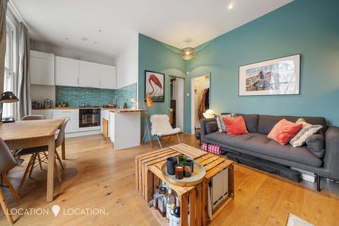 227c Amhurst Road, London, E8 2BS
